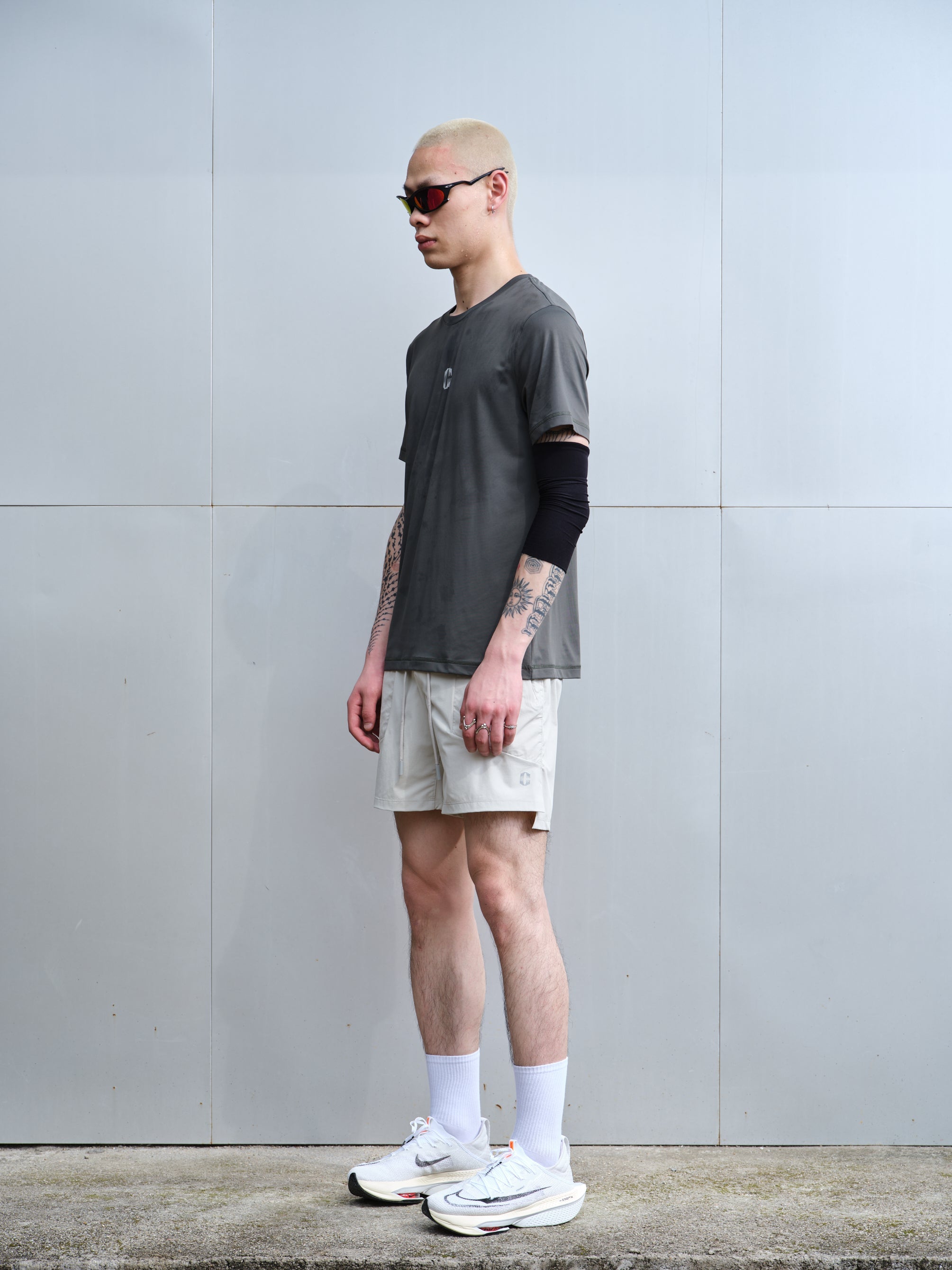 ACTIVEWEAR
