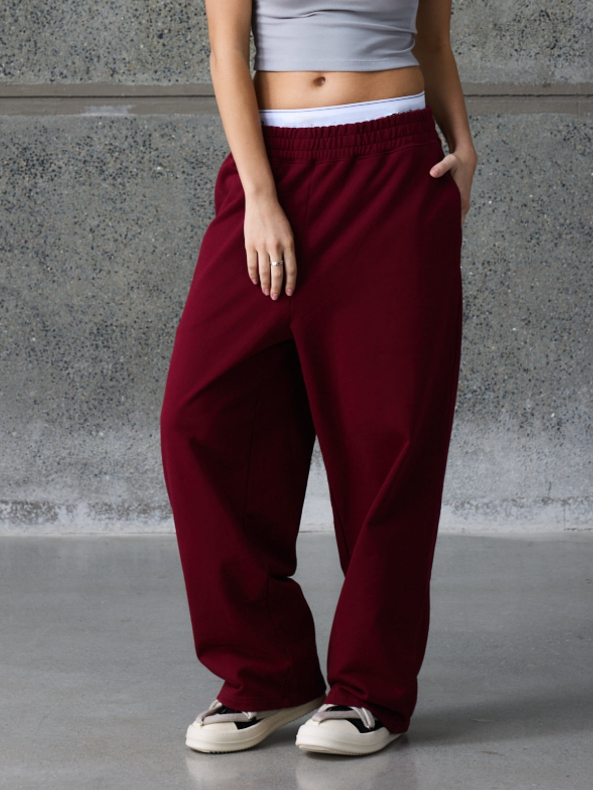 Wide Leg Sweatpant-17
