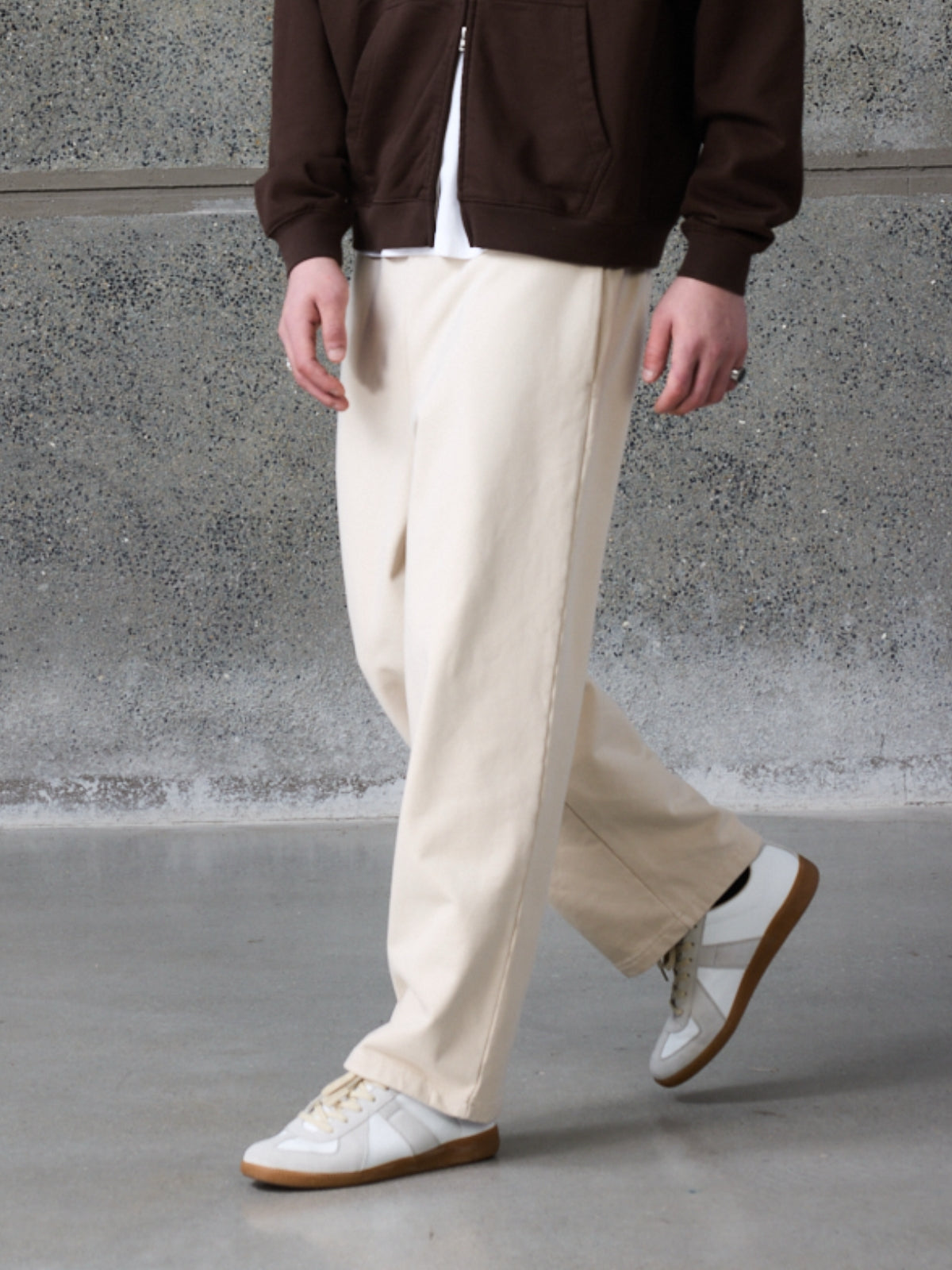 Wide Leg Sweatpant-11
