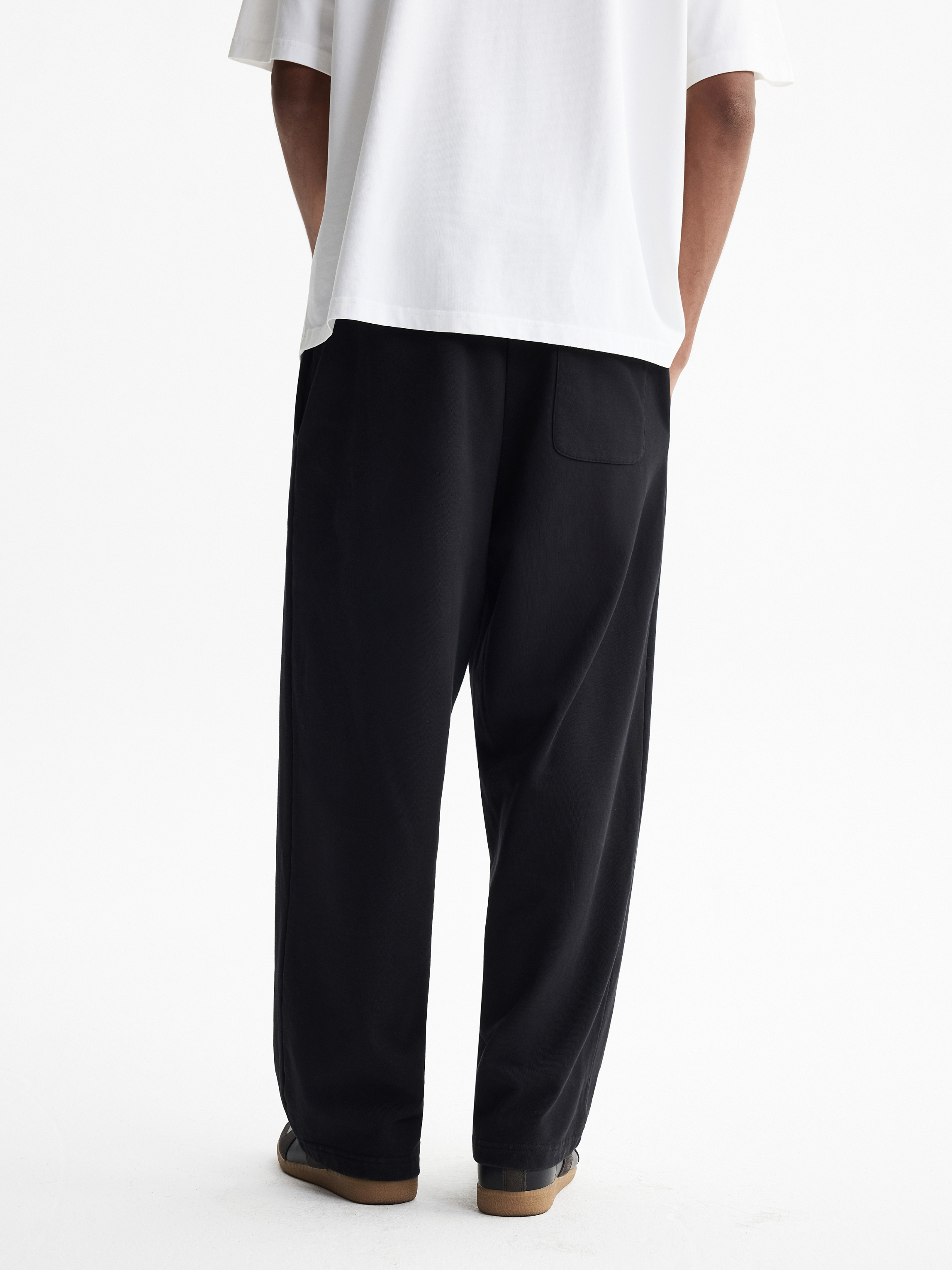 Core Sweatpant-10